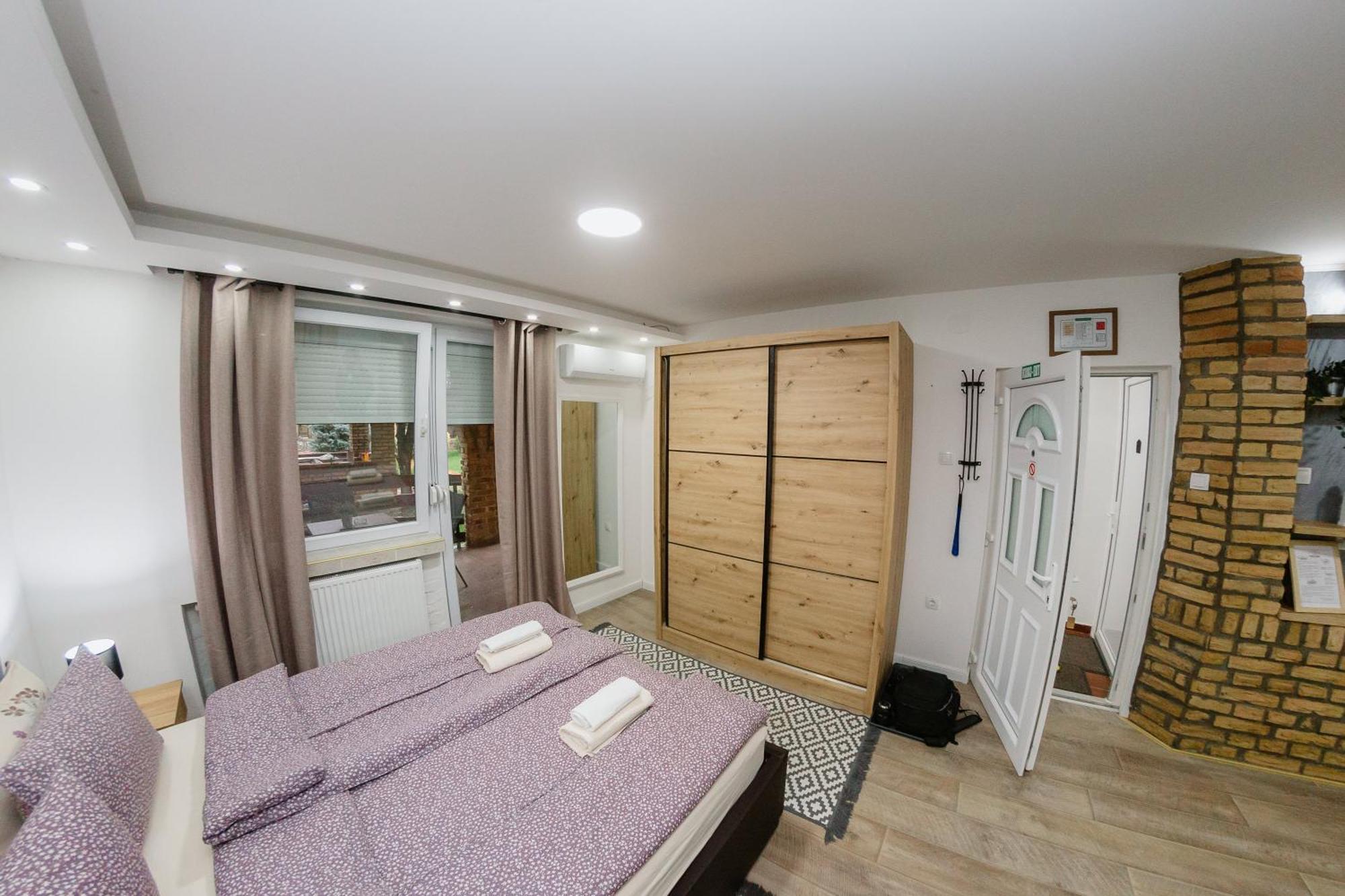 Guest House Lila Сомбор Экстерьер фото